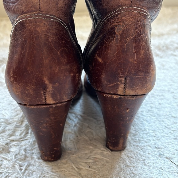 Dr. Scholl’s Illusion Boot - Picture 4 of 10